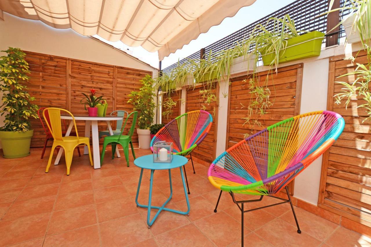 Atico Con Terraza En El Centro De Alicante Apartment Exterior photo